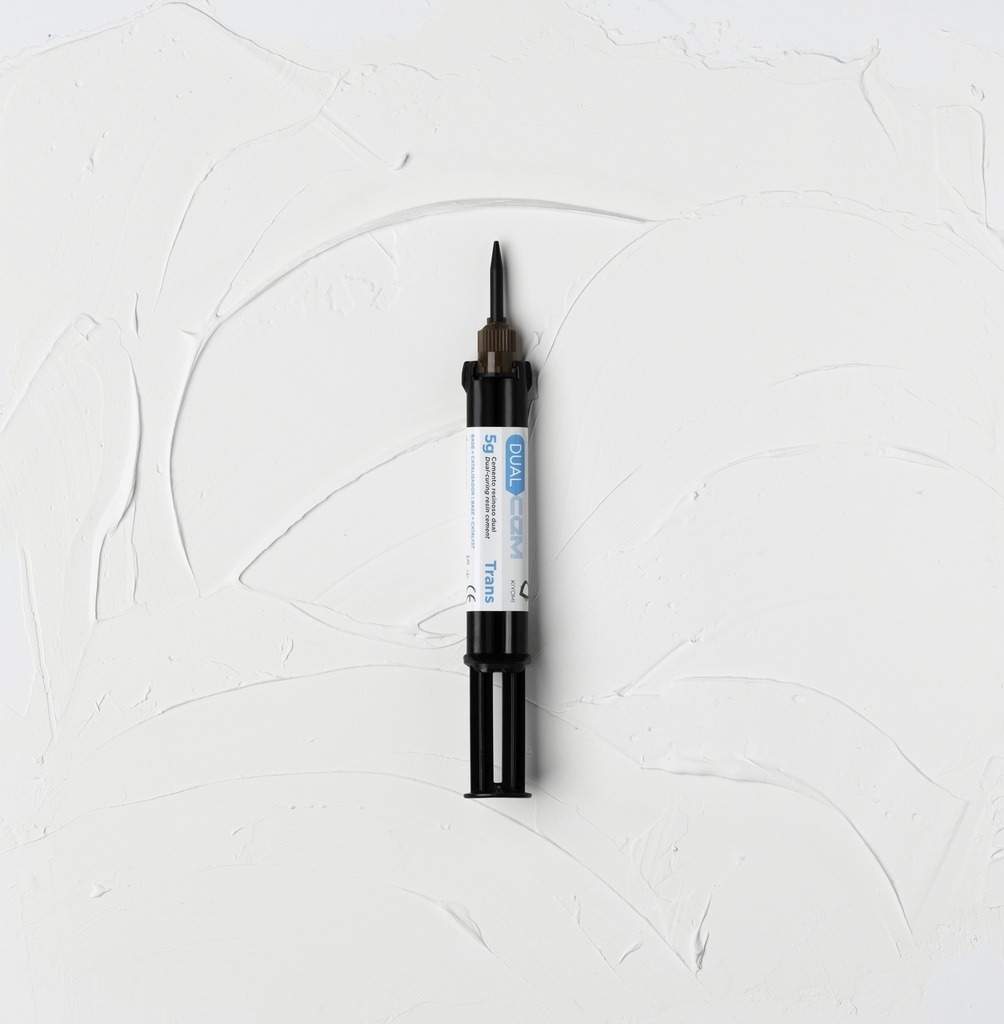 Cemento Dual Cem de Kiyomi Dental